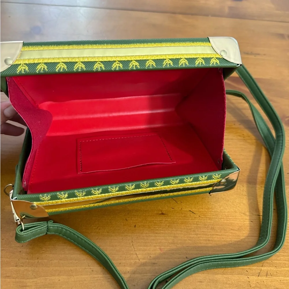 Box style clutch/crossbody handbag - Picture 4 of 6